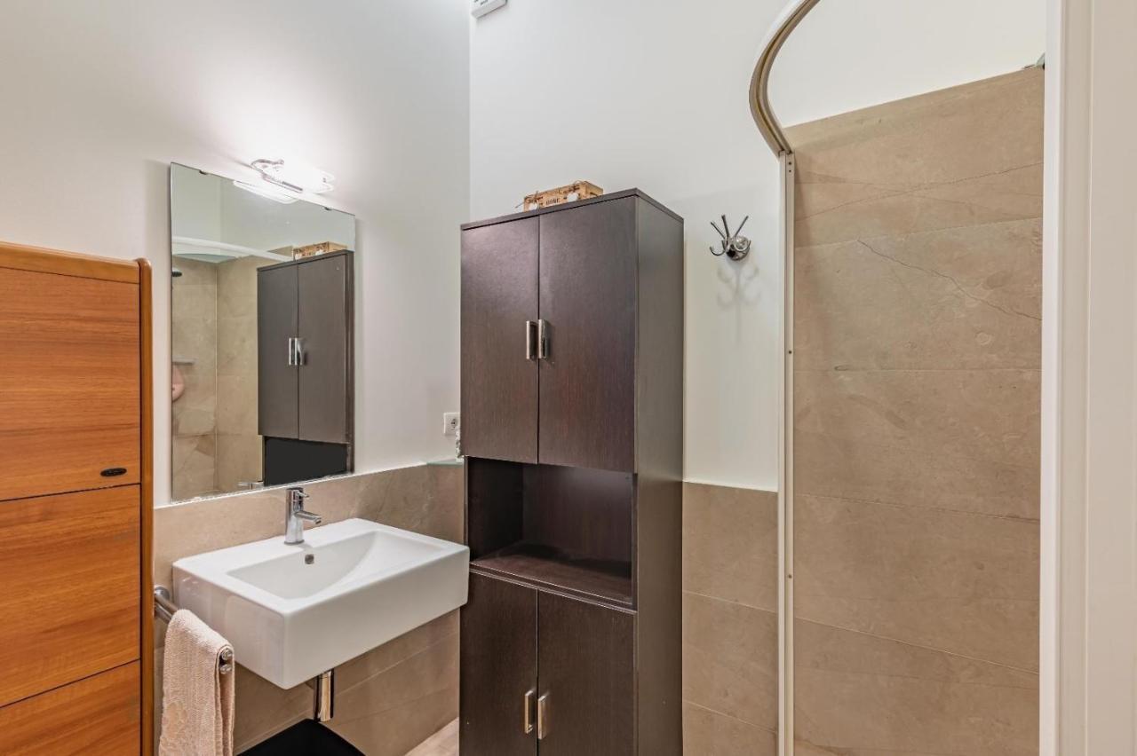 דירות גיארדיני נאקסוס Naxos Bay Flat With Terrace 50 Meters From The Sea מראה חיצוני תמונה